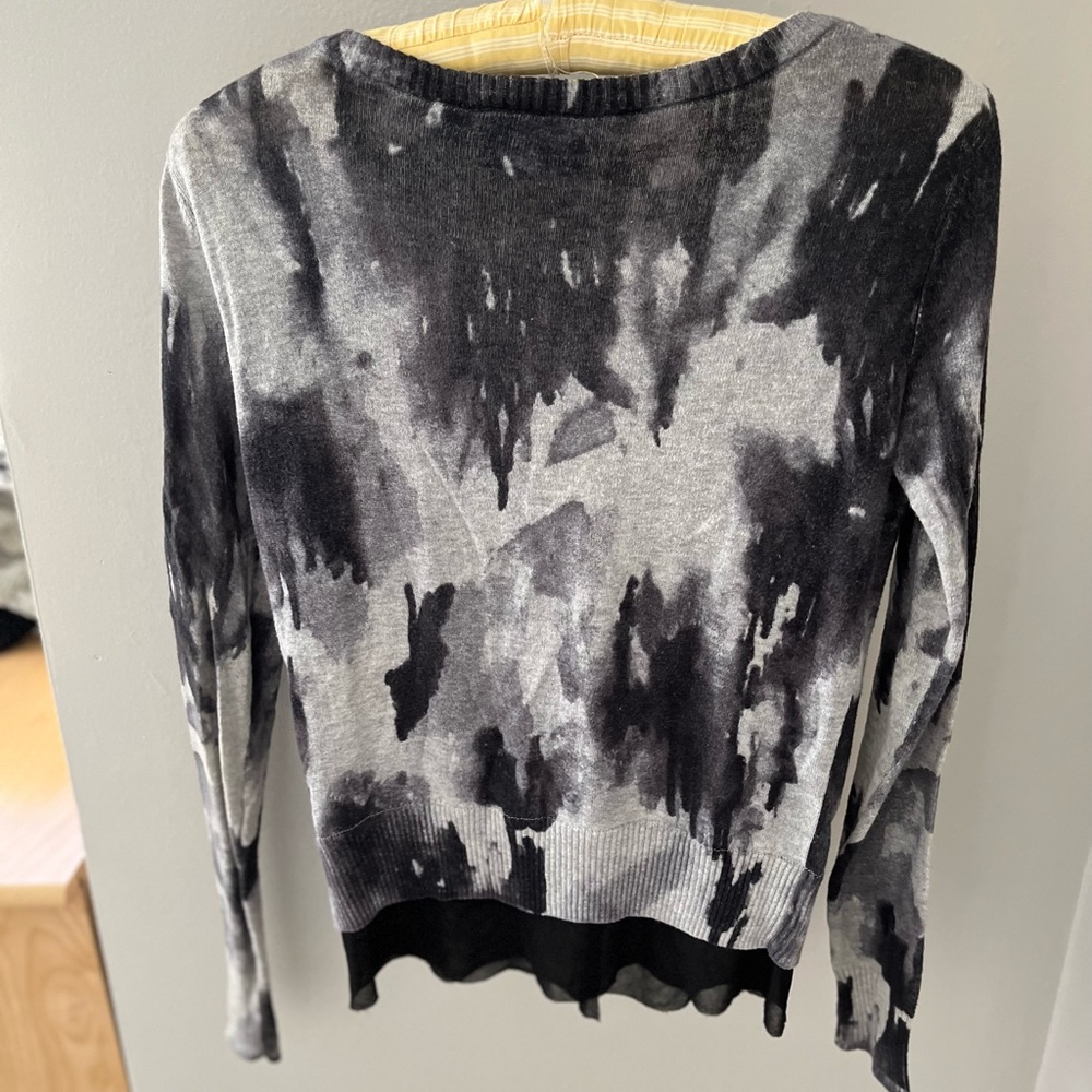 Fun Cardigan - Picture 2 of 2